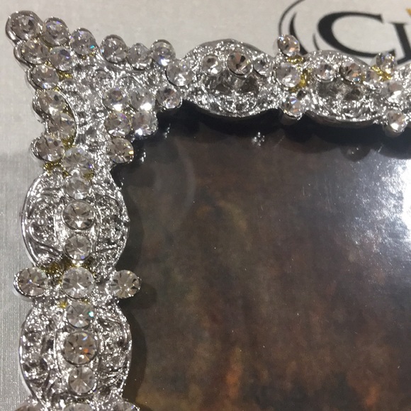 CIEL Collectables Frame - Picture 4 of 10